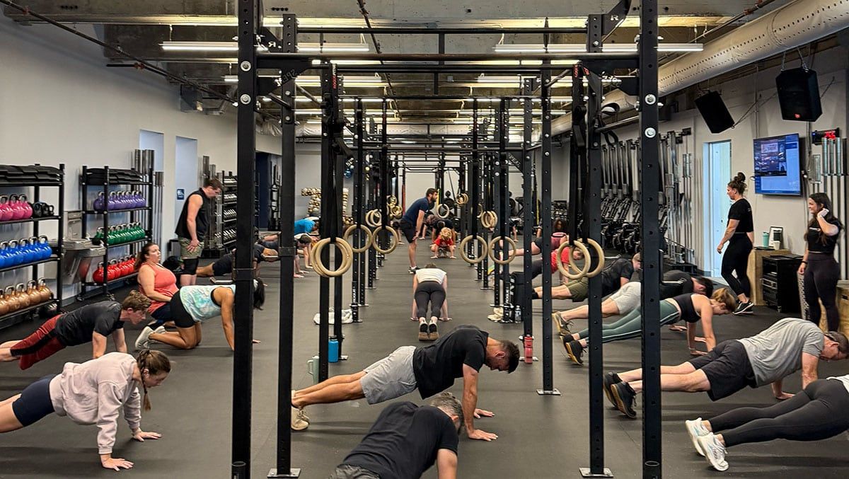 Group class holding a plank